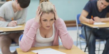 descubra estratégias eficazes para superar a ansiedade antes das provas, garantindo um desempenho mais tranquilo e focado durante os exames.