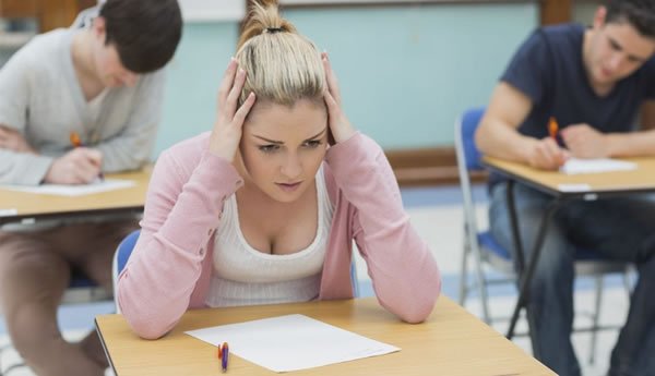 descubra estratégias eficazes para superar a ansiedade antes das provas, garantindo um desempenho mais tranquilo e focado durante os exames.