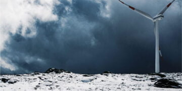 explore a ascensão da geração de energia eólica no Brasil, destacando como essa fonte sustentável já alcançou a produção da icônica usina de Itaipu.