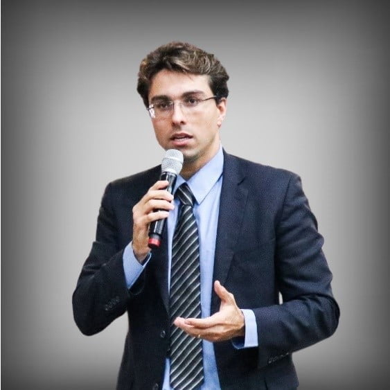 Dr. Rafael de Oliveira Costa