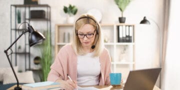 Como montar um espaço de estudo em casa para estudar EAD?