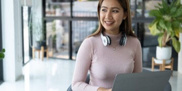 Como equilibrar trabalho, vida pessoal e estudos na graduação EAD?