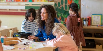 Comunicação entre família e escola: por que é essencial?