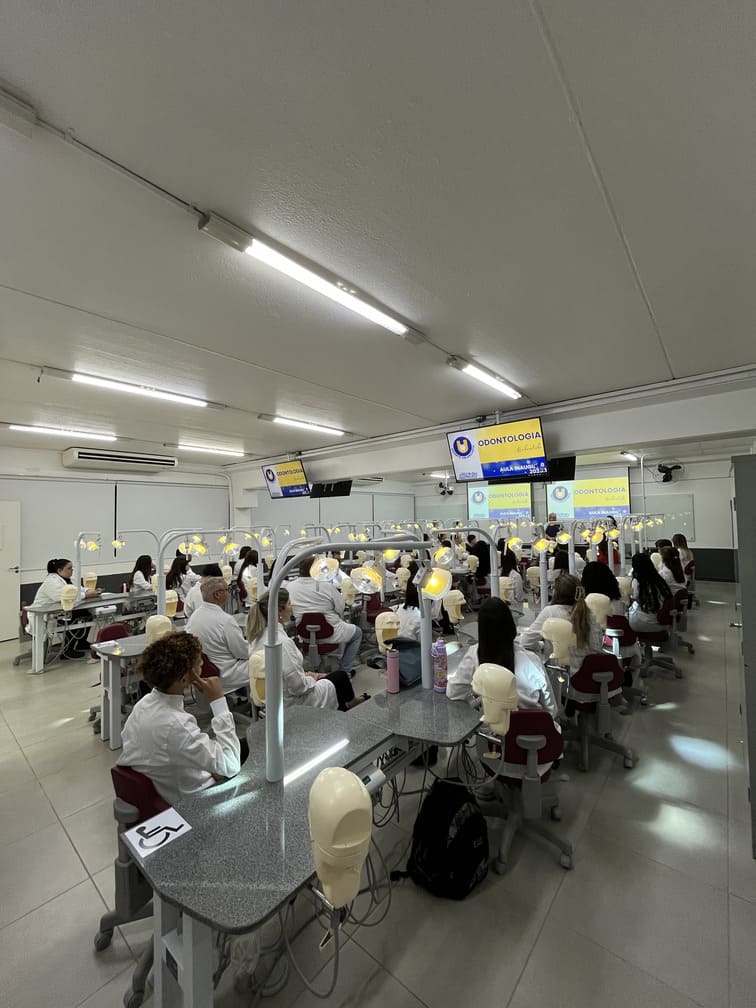 Laboratório de Odontologia UniAnchieta